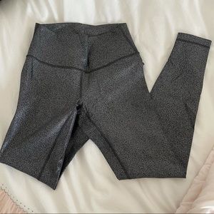 NWOT Lululemon Wunder Under Leggings
